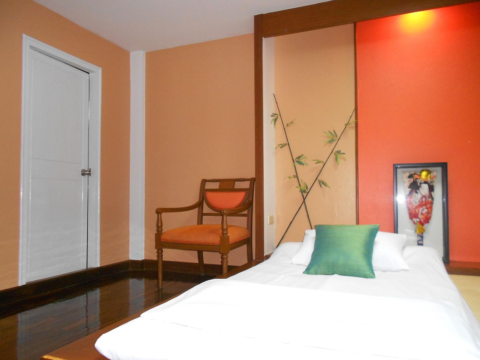 B.S. Court Hotel Sathorn Bangkok Exterior foto