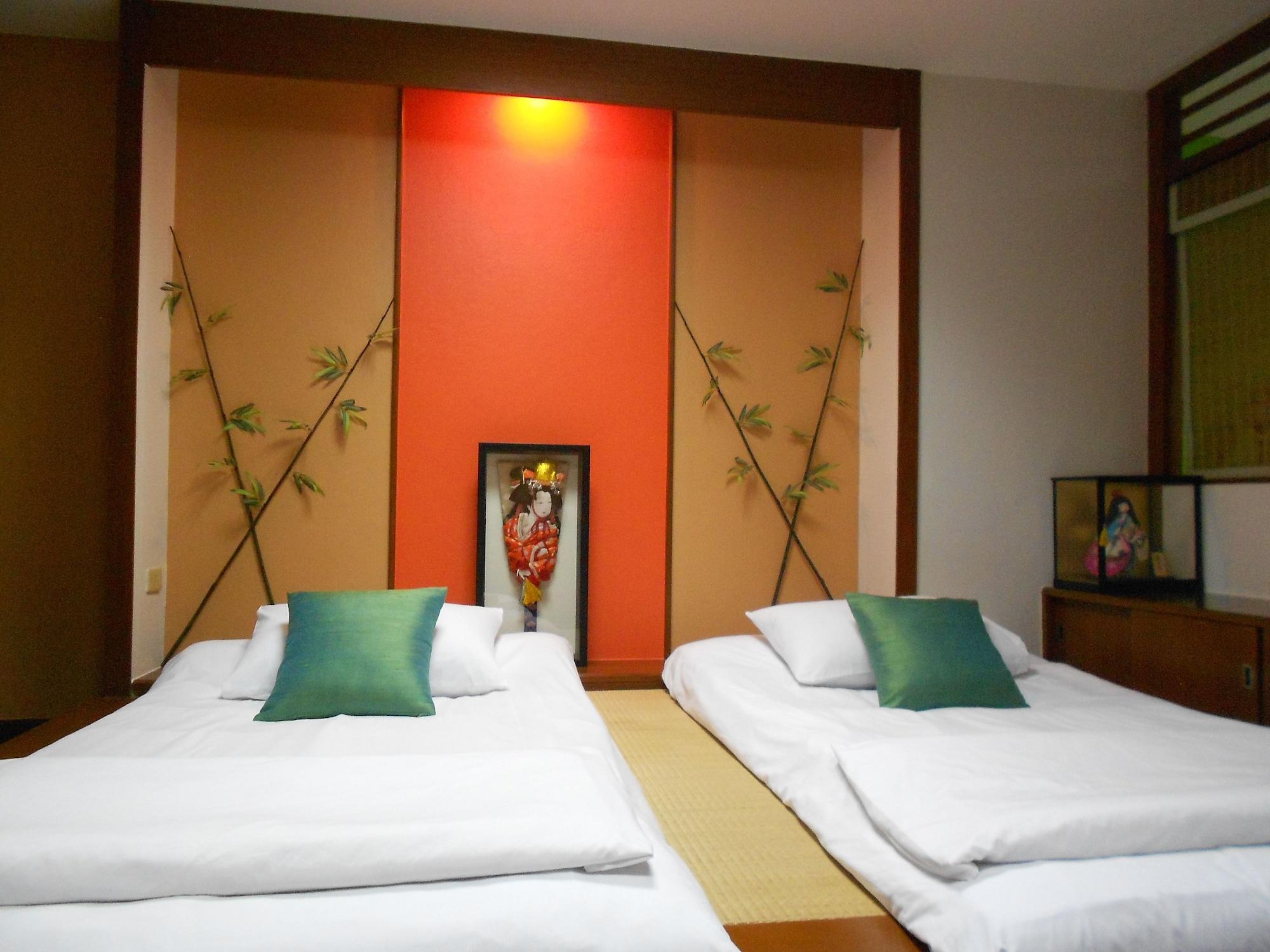 B.S. Court Hotel Sathorn Bangkok Exterior foto