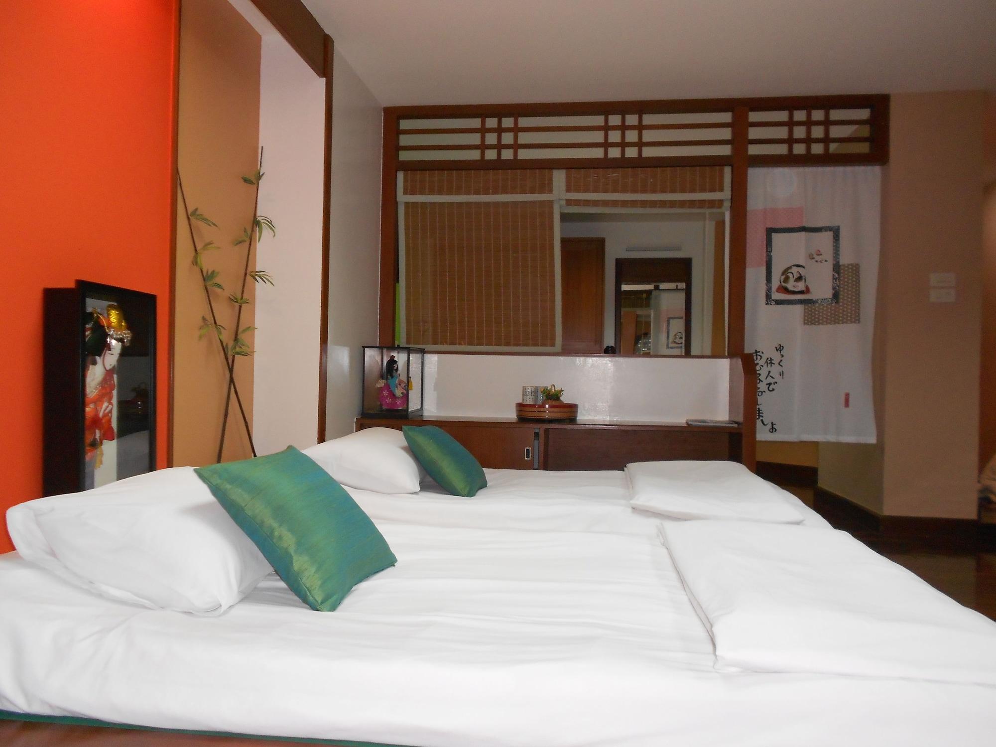 B.S. Court Hotel Sathorn Bangkok Exterior foto