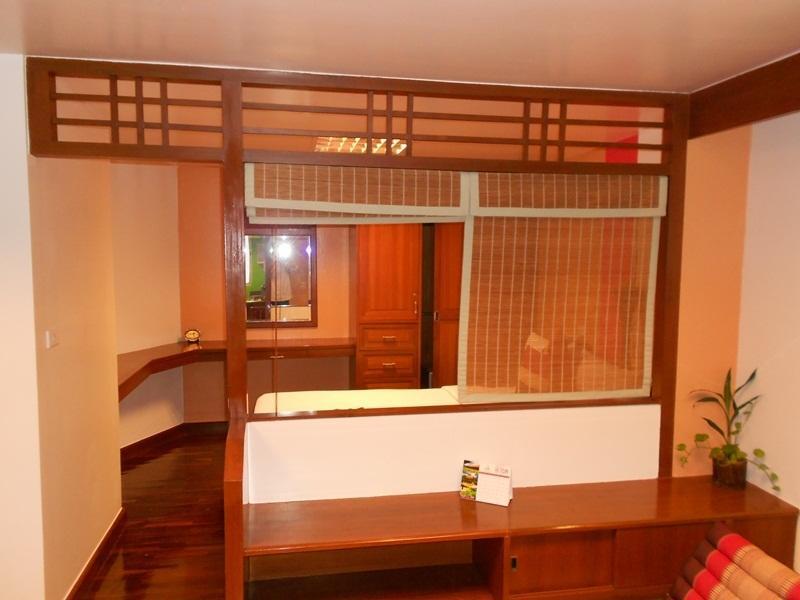 B.S. Court Hotel Sathorn Bangkok Exterior foto